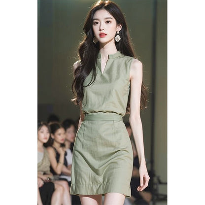 Foreign Trade Women's 2024 New Light Luxury High-end Super Good-looking French High-end Exquisite Beautiful Green Vest