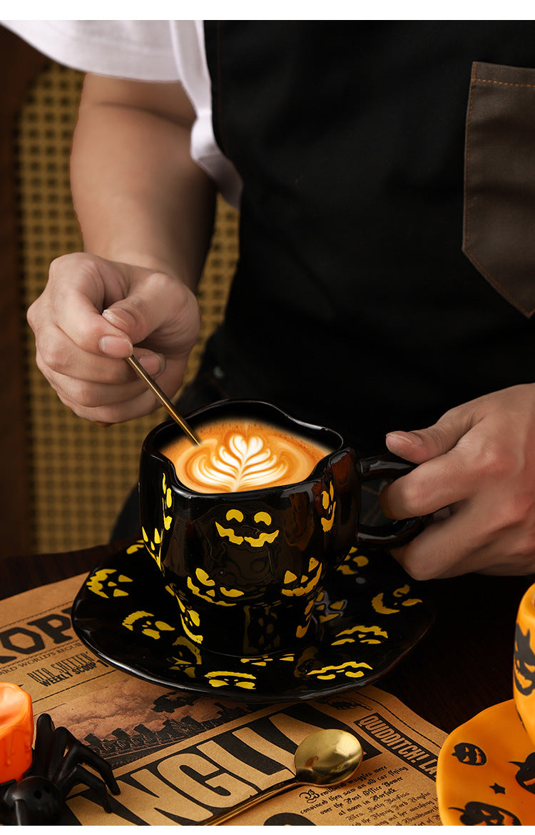 Creative Halloween-Themed Ceramic Cup and Saucer, Irregular Personalized Coffee Cup and Saucer with Pumpkin and Bat Patterns