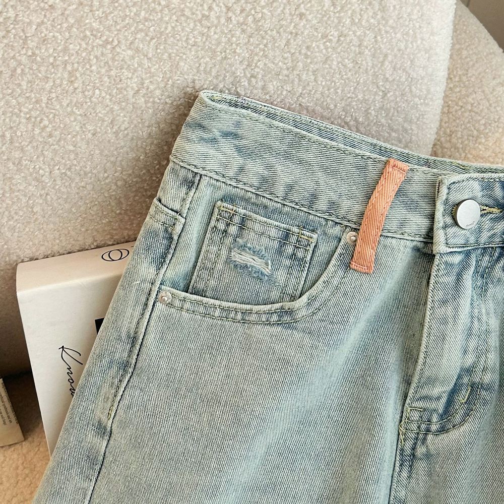 Summer 2023 New High Waist Slimming Design Sense Ripped Wide Leg Denim Shorts Women's Pants All-match Hot Pants