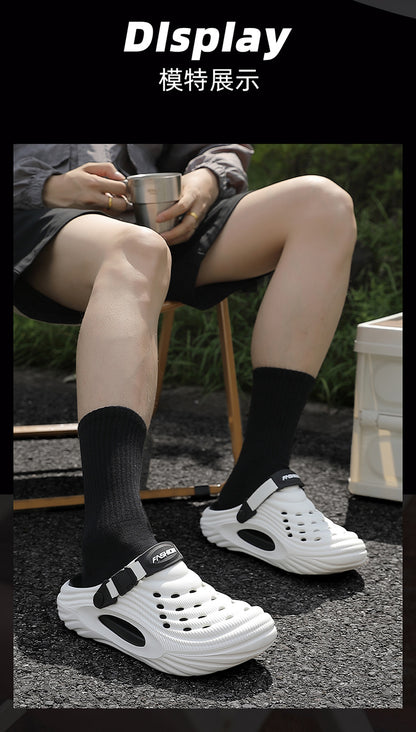 Trendy Men's Clogs Summer 2025 New Non-Slip Beach Surgical Operating Room Driving Outdoor Sandals Men's