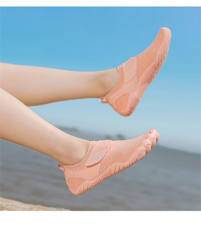 New beach shoes men's and women's anti-sand quick-drying sea-catching reef shoes seaside can be launched wading water-tracing non-slip fishing shoes