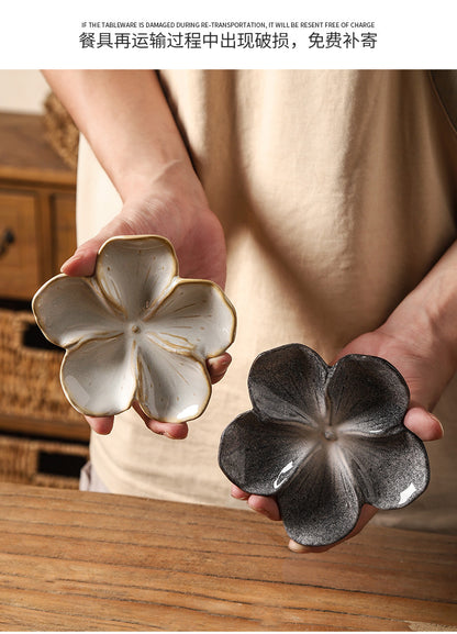 Retro Japanese Ceramic Plate Flower-Shaped Small Plate Creative Flavor Plate Dipping Plate Small Dish Multi-Color Kiln-Turned Plate
