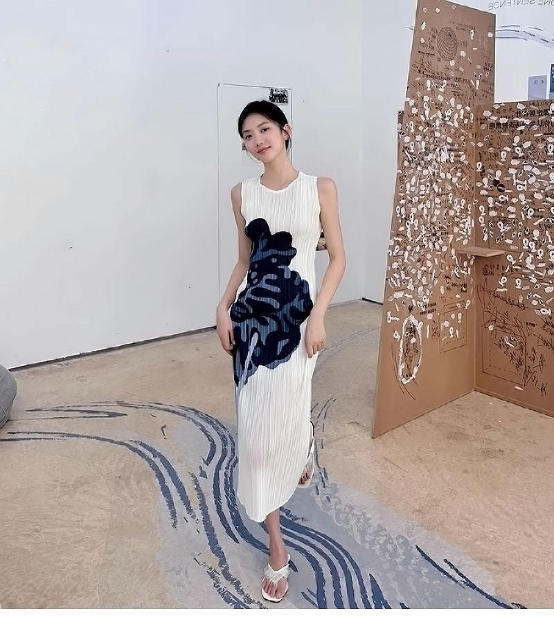 In Stock Miyake Dress Printed Elegant Elegant High-End Loose Slimming Look Elegant Round Neck Sleeveless Pleated Skirt