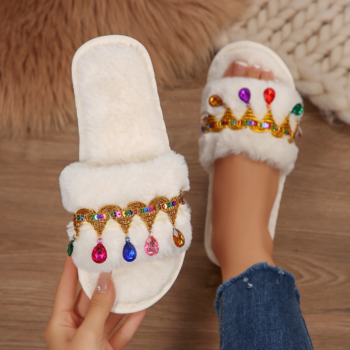 Thick-Soled Furry Slippers for Women in Autumn and Winter Indoor and Outdoor 2025 New Tassel Rhinestone Plush Slippers One-Line Cotton Slippers for Women