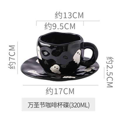 Creative Halloween-Themed Ceramic Cup and Saucer, Irregular Personalized Coffee Cup and Saucer with Pumpkin and Bat Patterns