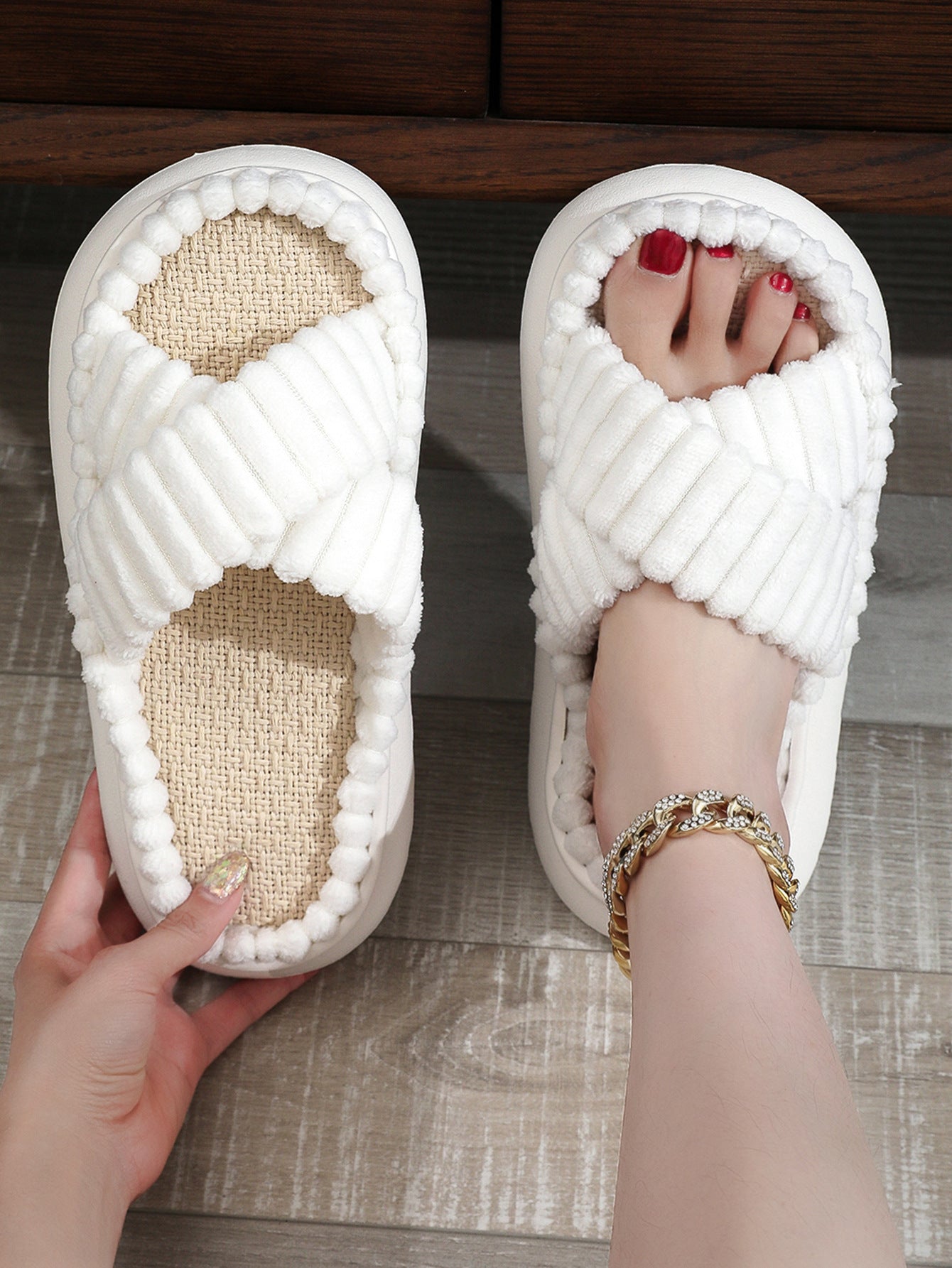 Cross-Border 2023 New Style Home Linen Slippers with a Stepping-On-Clouds Feel, Simple and Casual, Comfortable Lace Suede Women's Plush Slippers