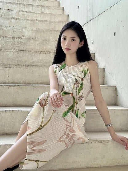 In Stock Miyake Dress Printed Elegant Elegant High-End Loose Slimming Look Elegant Round Neck Sleeveless Pleated Skirt
