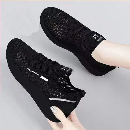 Cross-Border Black Sneakers for Women, Non-Slip, Soft-Soled, Comfortable Women's Shoes, Versatile Square Dance Shoes, Mom Shoes, Kitchen Shoes, Flat Shoes