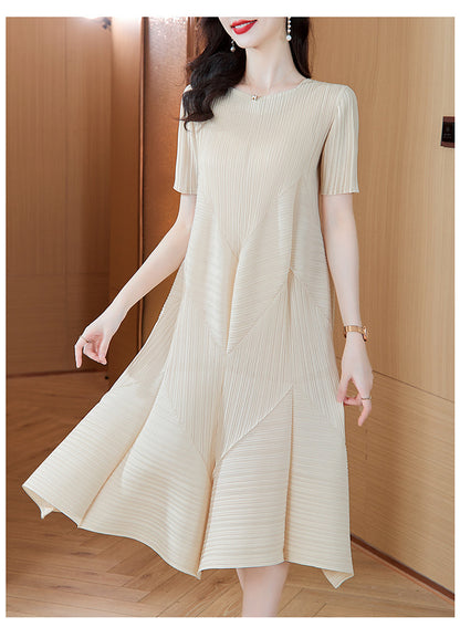 High-End Elegant Pleated Dress for Women, 2026 Summer New French Style Short-Sleeve Floral Dress
