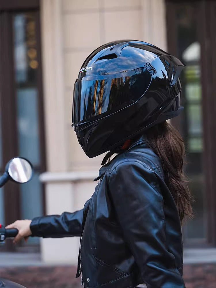 Motorcycle Helmet 3C Certified Bluetooth Men's and Women's All-Season Universal Personalized Electric Cruise Motorcycle Full-Coverage Full-Face Helmet