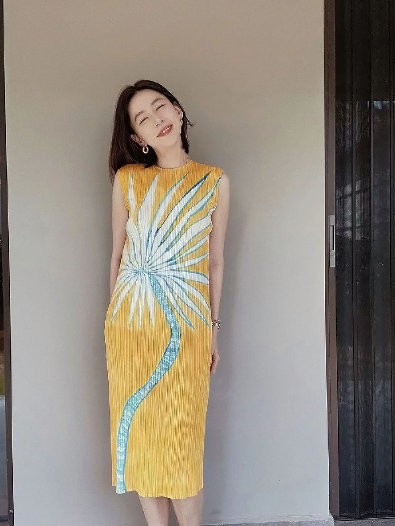In Stock Miyake Dress Printed Elegant Elegant High-End Loose Slimming Look Elegant Round Neck Sleeveless Pleated Skirt