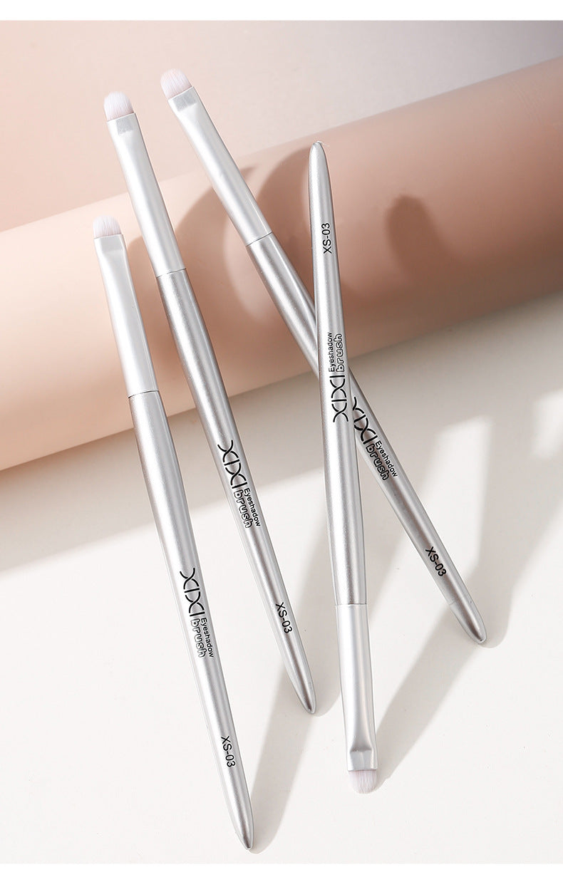 Xixi light feather eye shadow deep brush soft bristles natural blooming novice makeup artist beauty tools