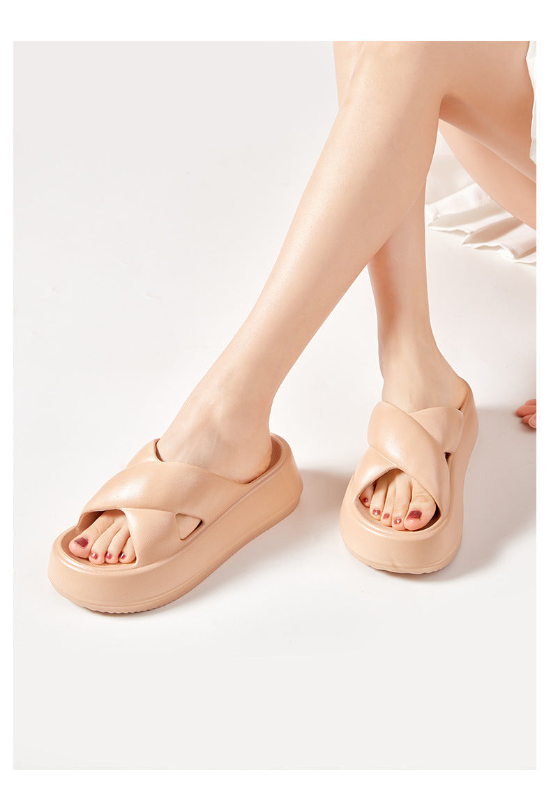 Thick-Soled Sandals for Women's Outer Wear, Fashionable 2024 Summer New Style, Two-Wear Beach Sandals with Holes in the Shoes