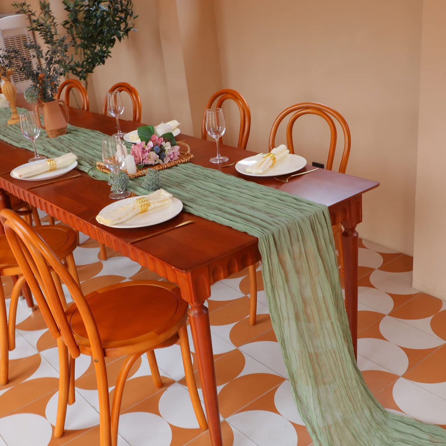Cross-border foreign trade wholesale Bali yarn wrinkled table flag twist table flag tablecloth wedding party decoration wrinkled table flag