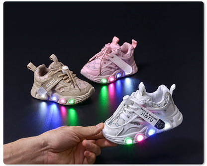 Spring and Summer New Children's Luminous Cloth Noodles for Boys sneaker 1-6 Years Old LED Light Shoes Casual Girls Schoolwalking Lights Shoes