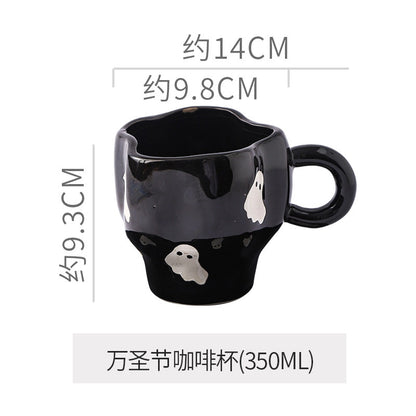 Creative Halloween-Themed Ceramic Cup and Saucer, Irregular Personalized Coffee Cup and Saucer with Pumpkin and Bat Patterns