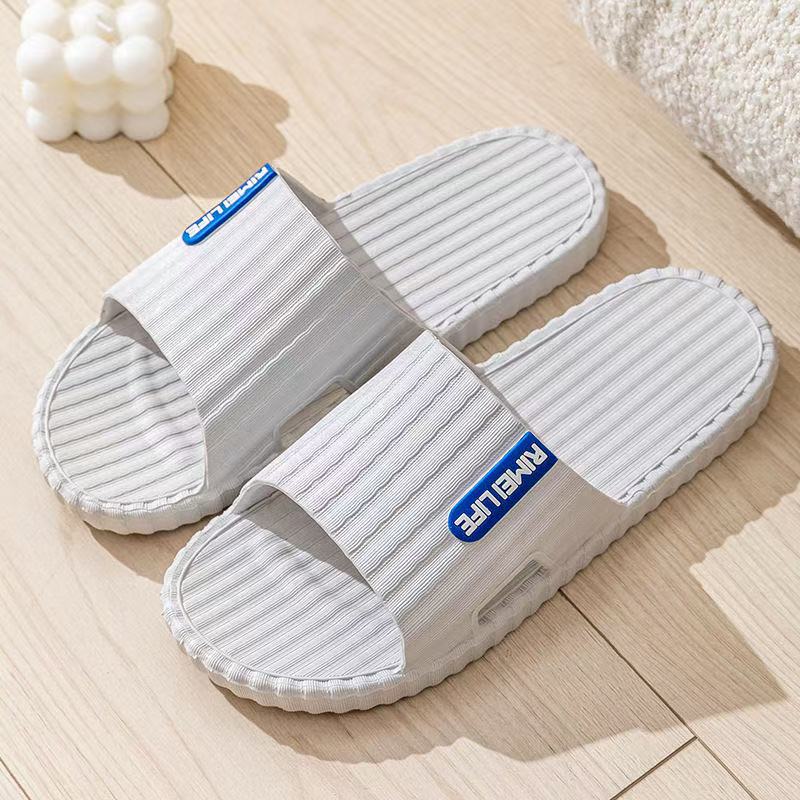 Bathroom Slippers Comfortable Flat Heel Slippers Four Seasons Universal Outdoor Personality Simple Comfortable PVC Slippers Wholesale
