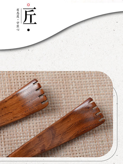 Household Long-Handled Wooden Bamboo Back Scratcher for the Elderly, Durable, Eco-Friendly, Self-Sufficient, a Tool for Scratching the Back and Relieving Itchiness