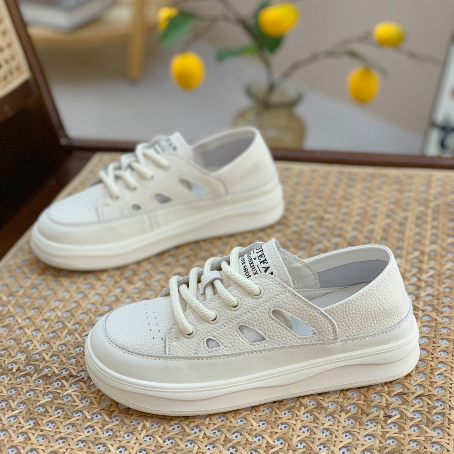 Genuine Leather Retro Sneakers for Women 2025 Spring & Fall New Niche High-Bottom Soft-Soled White Shoes Flats-Soled Sports and Casual Shoes