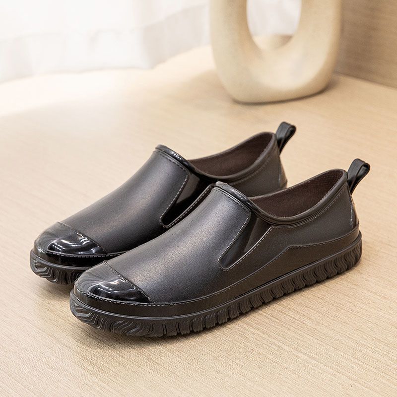 Thickened New Rain Boots Women's Four Seasons Yuanbao Shallow Water Shoes Middle-aged Short Tube Waterproof Non-slip fleece-lined Warm Rubber Rain Boots
