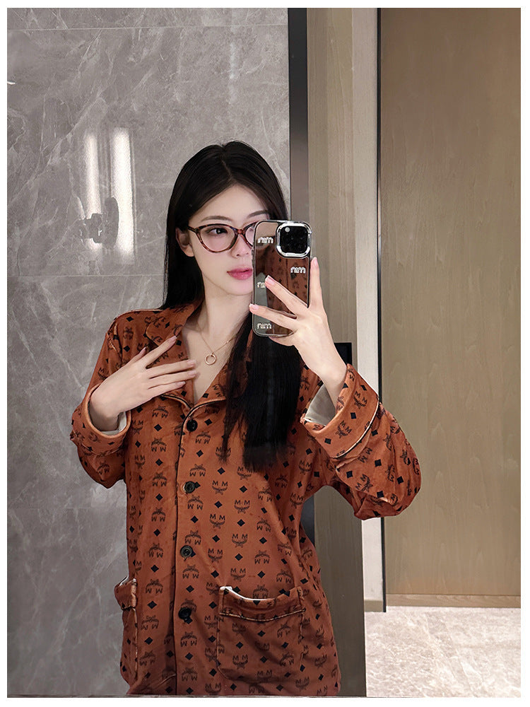 2026 New Style Island Velvet Pajamas for Women, Autumn and Winter High-End Luxury Set, Internet Celebrity Long-Sleeve Thickened Warm Loungewear