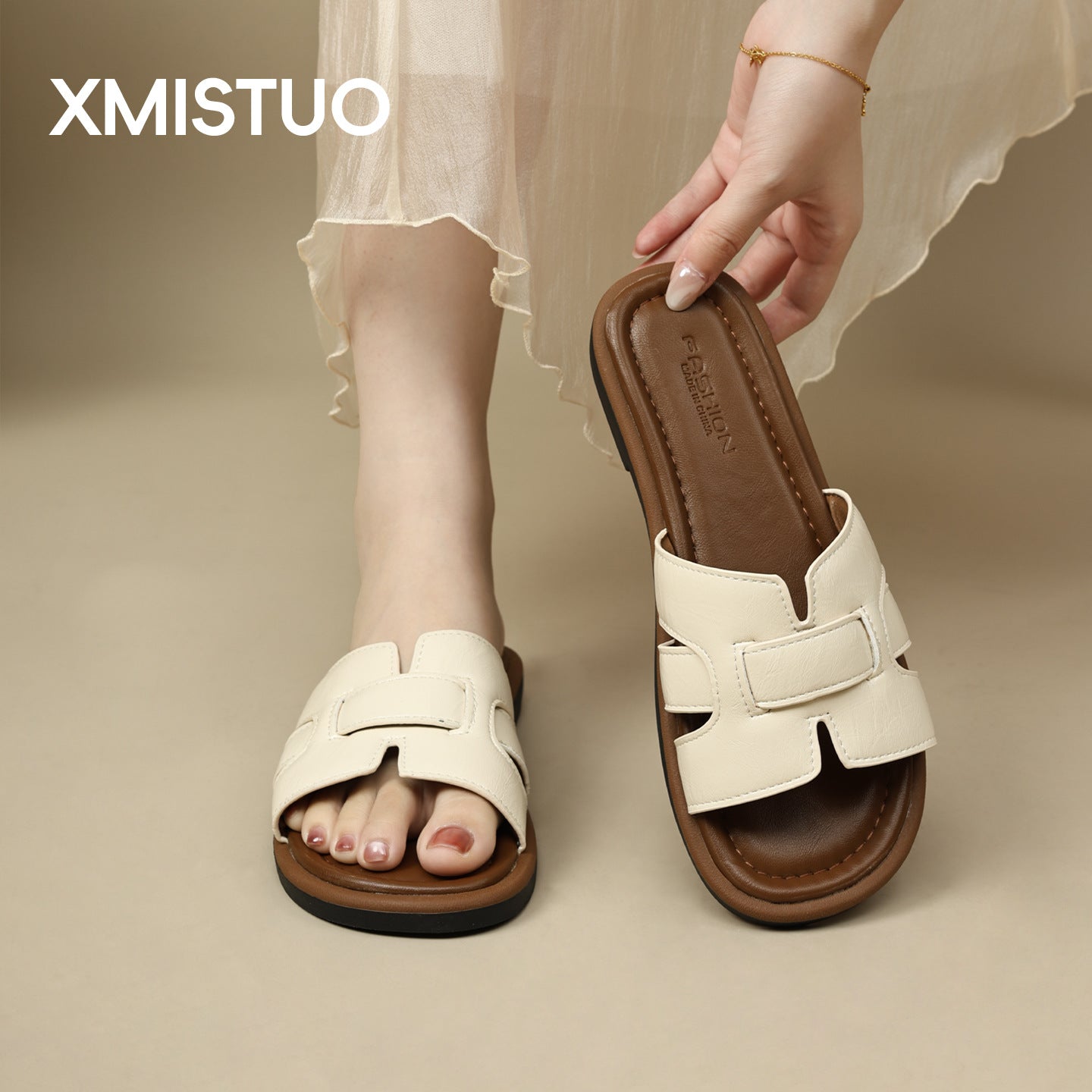 2025 New French Retro Leather Slippers Niche Casual Flat Versatile Slip-On Sandals for Women
