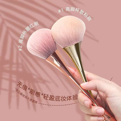 Source Manufacturer Golden Small Waist Blush Brush Loose Powder Brush Super Large Soft Hair Powder Makeup