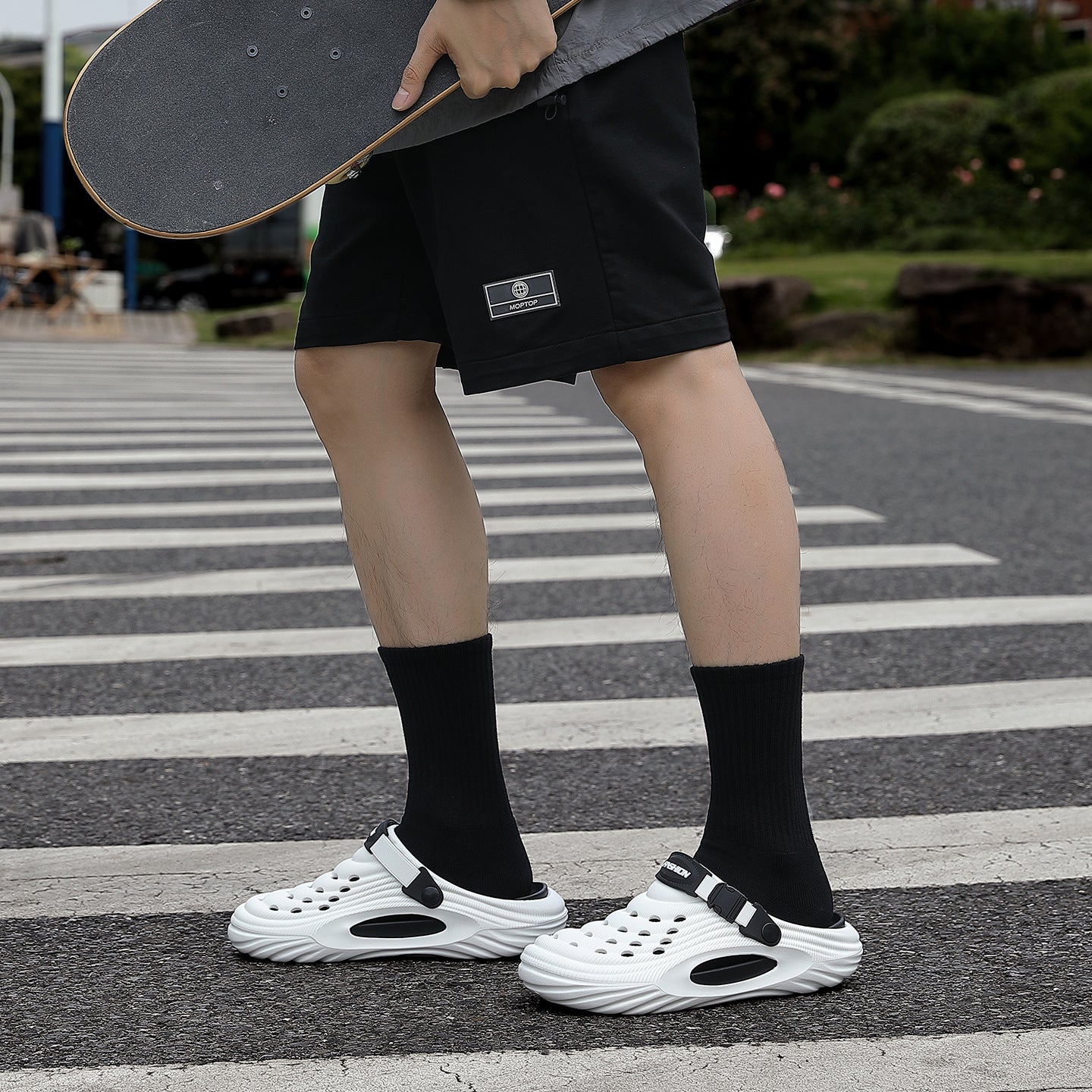 Trendy Men's Clogs Summer 2025 New Non-Slip Beach Surgical Operating Room Driving Outdoor Sandals Men's