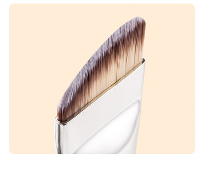 Cross-border oblique head foundation concealer makeup brush mask foundation liquid seamless application professional beauty tools manufacturers wholesale