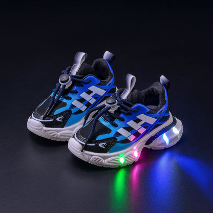 Boys' Breathable Luminous Sports Double Mesh Shoes 2024 Spring and Autumn New Children's Letters Casual LED Lighting Running Shoes