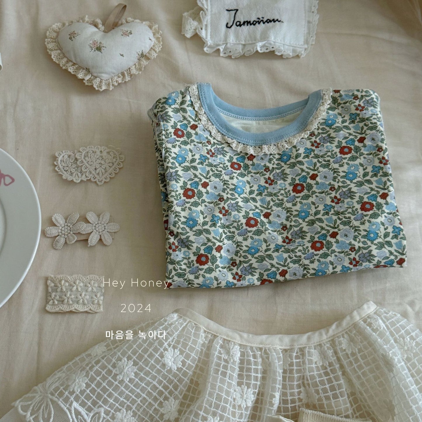 Spot Large and Small Roll Heyhoney24 Lycra Cotton Boys and Girls Autumn Clothes Intimates Printed Home Clothes Pajamas Two-Piece Set