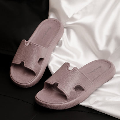 Ins Style Women's 2025 New Popular Slippers Home Internet Celebrity Ladies Sandals Home Indoor Non-Slip Slippers
