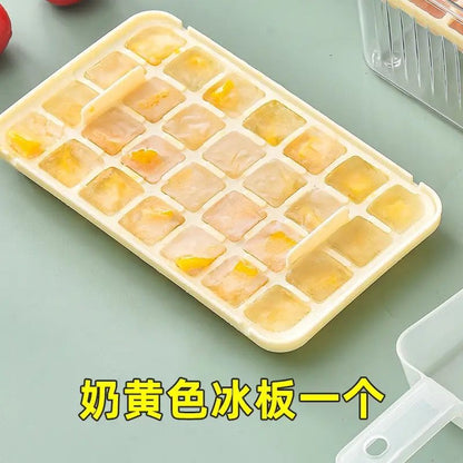 Cross-border pressing ice cube ice cube mould food grade pressing type household ice storage ice box with lid self-making ice box