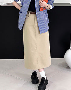 Ju Zhi 2026 Early Spring Velvet Skirt for Women, Heavy Craftsmanship, Niche Retro French High-Waisted Mid-Length A-Line Skirt 1572