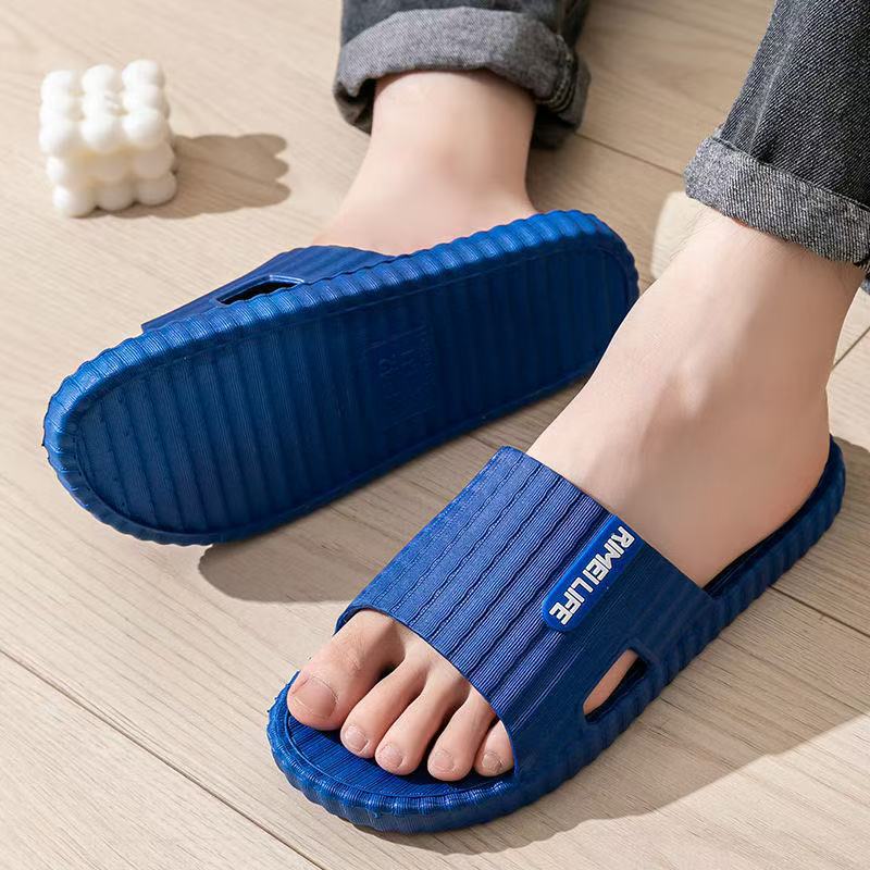 Bathroom Slippers Comfortable Flat Heel Slippers Four Seasons Universal Outdoor Personality Simple Comfortable PVC Slippers Wholesale