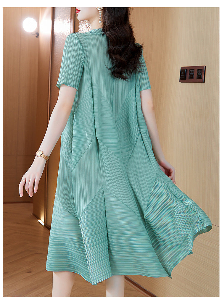 High-End Elegant Pleated Dress for Women, 2026 Summer New French Style Short-Sleeve Floral Dress