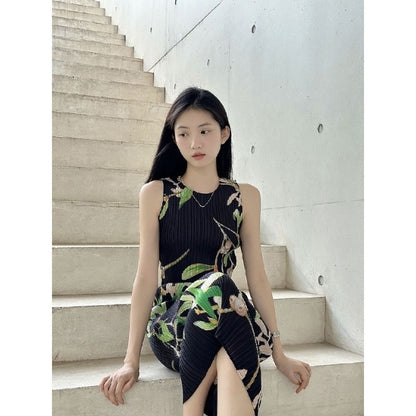 In Stock Miyake Dress Printed Elegant Elegant High-End Loose Slimming Look Elegant Round Neck Sleeveless Pleated Skirt