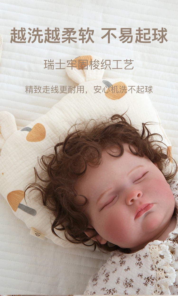 Class A cotton baby gauze baby anti-deflection head shaped pillow sweat-absorbing breathable Four Seasons suitable for newborn comfort pillow