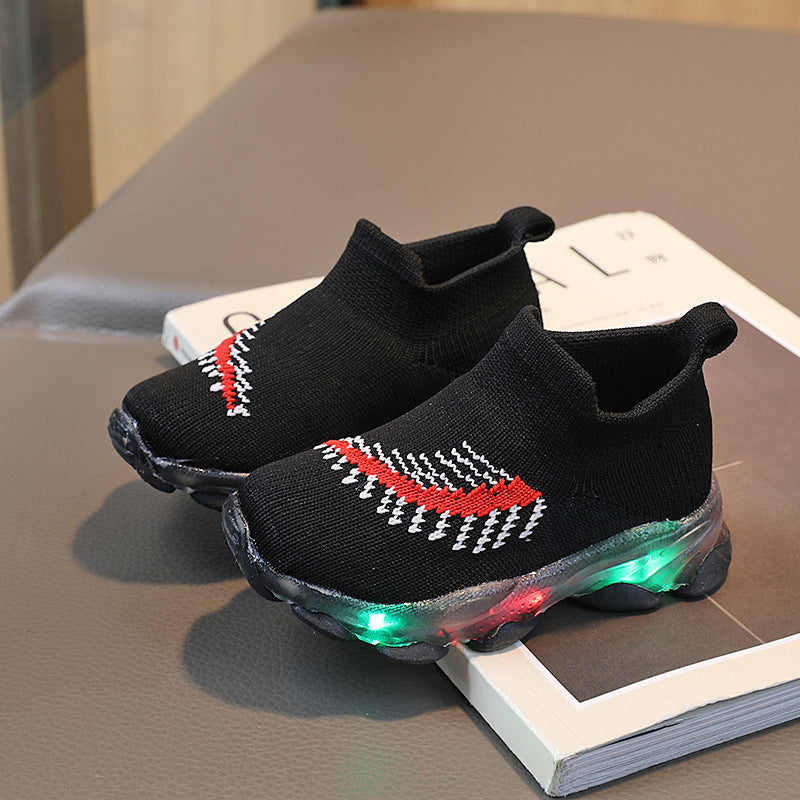 Spring LED lights men's and women's children's shoes factory direct breathable fly woven socks shoes luminous sports shoes spot