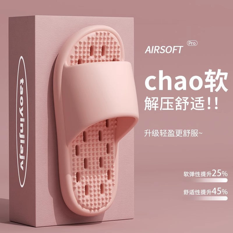 New Summer Home Bathroom Hollow Anti-Slip Men's Slippers That Feel Like Stepping on Shit, Convenient and Breathable Soft-Soled Women's Slippers for Outdoor Wear