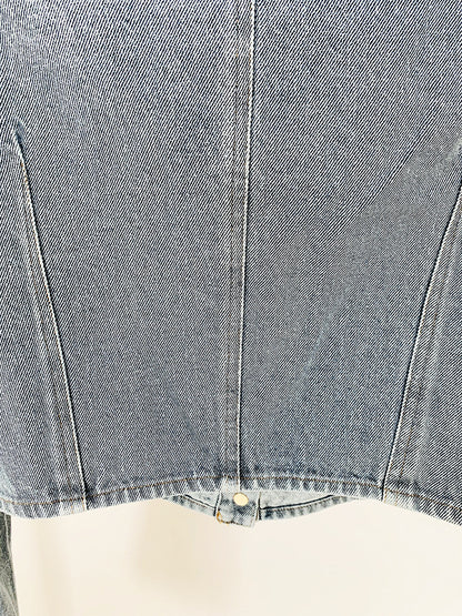 In Stock 2026 European and American Celebrity Style New Round-Neck Lion Buckle Ultra-Short Washed Denim Jacket