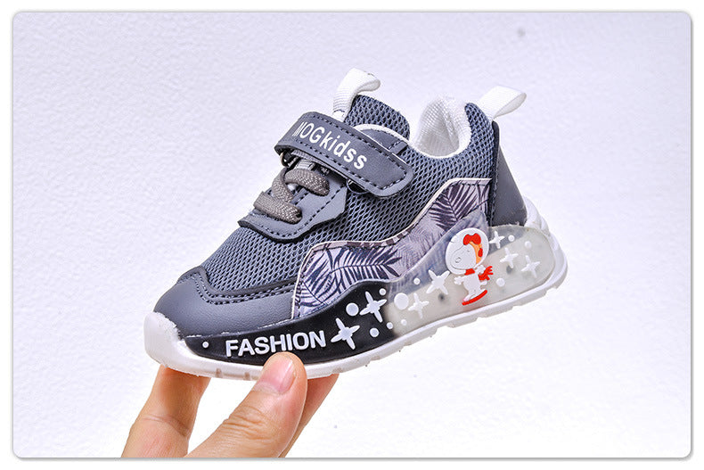 Wholesale Spring and Autumn New Mesh Plaid Boys Led Light Casual Children's Luminous Fashion Cartoon Sports Shoes