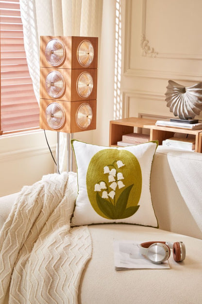 Nordic Towel Embroidered Embroidered Embroidered Pillow Living Room Cream Sofa Cushion Flower Model Room Bay Window Cushion Cover