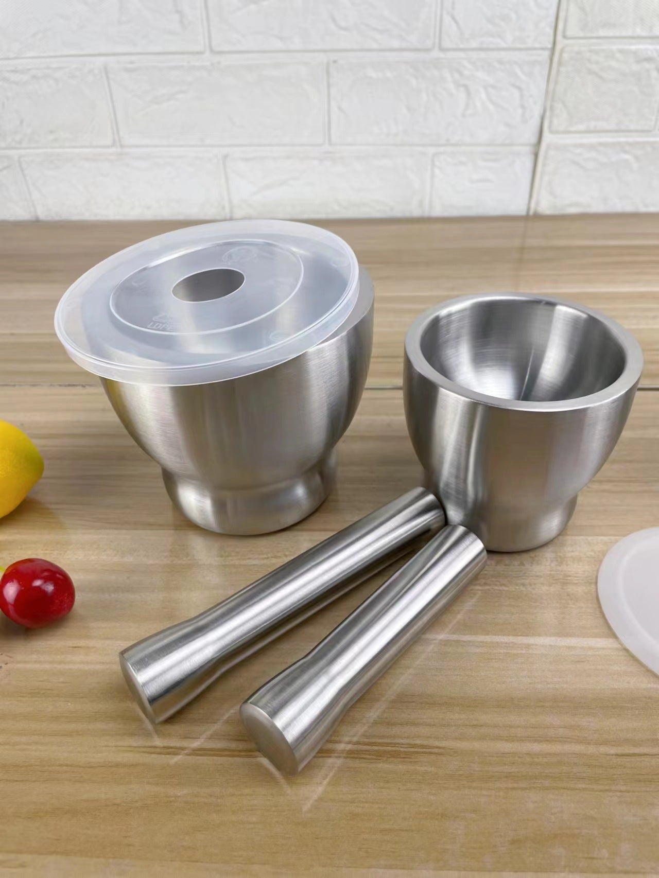 304 stainless steel garlic masher round grinding pot mortar mold stone mortar masher with lid mortar Masher