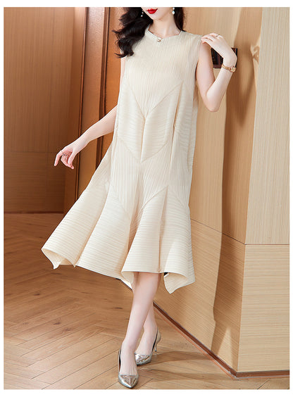High-End Elegant Pleated Dress for Women, 2026 Summer New French Style Short-Sleeve Floral Dress