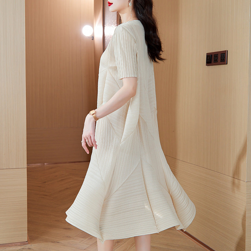 High-End Elegant Pleated Dress for Women, 2026 Summer New French Style Short-Sleeve Floral Dress