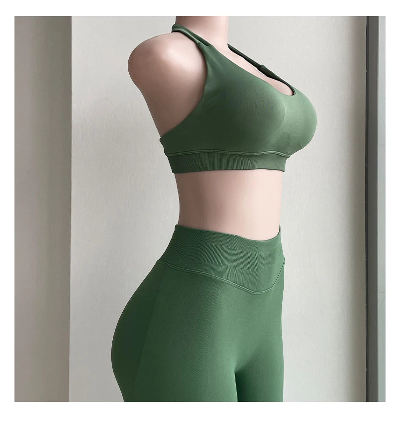 2 Pieces Yoga Gym Set Women Seamless Strappy Yoga Bra High Waist Workout Scrunch Shorts Sports Set Fitness Clothes Sportswear