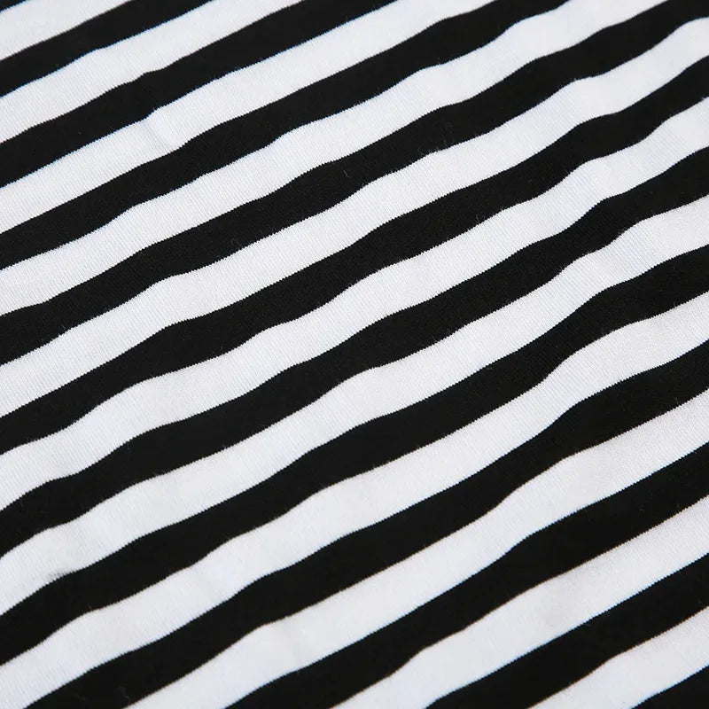 Autumn sexy off shoulder long sleeved black white contrasting color stripes slash neck T-shirt