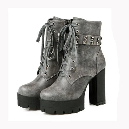 KNCOKAR The new autumn/winter fashion ultra high heels and short boots with a waterproof platform rivet and female boots