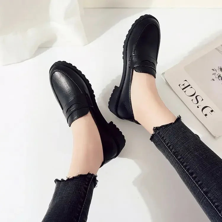 Women's Flat Shoes New Style Spring Summer 2023 Korean Fashion Round Head Casual Versatile Simple Lazy Shoes Rubber Material